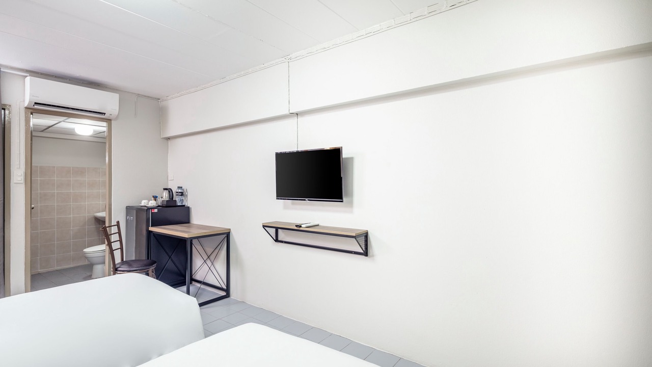 Photo of Bedroom in Hua Mak