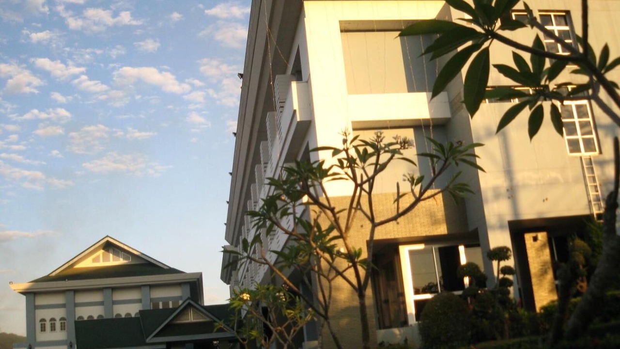 Photo of Outdoor in Fang