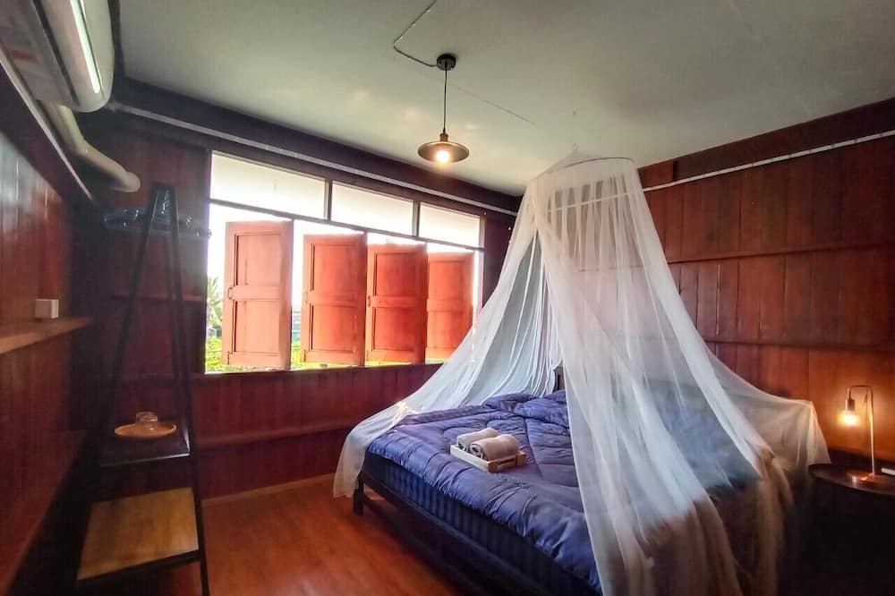 Photo of Bedroom in Nai Wiang