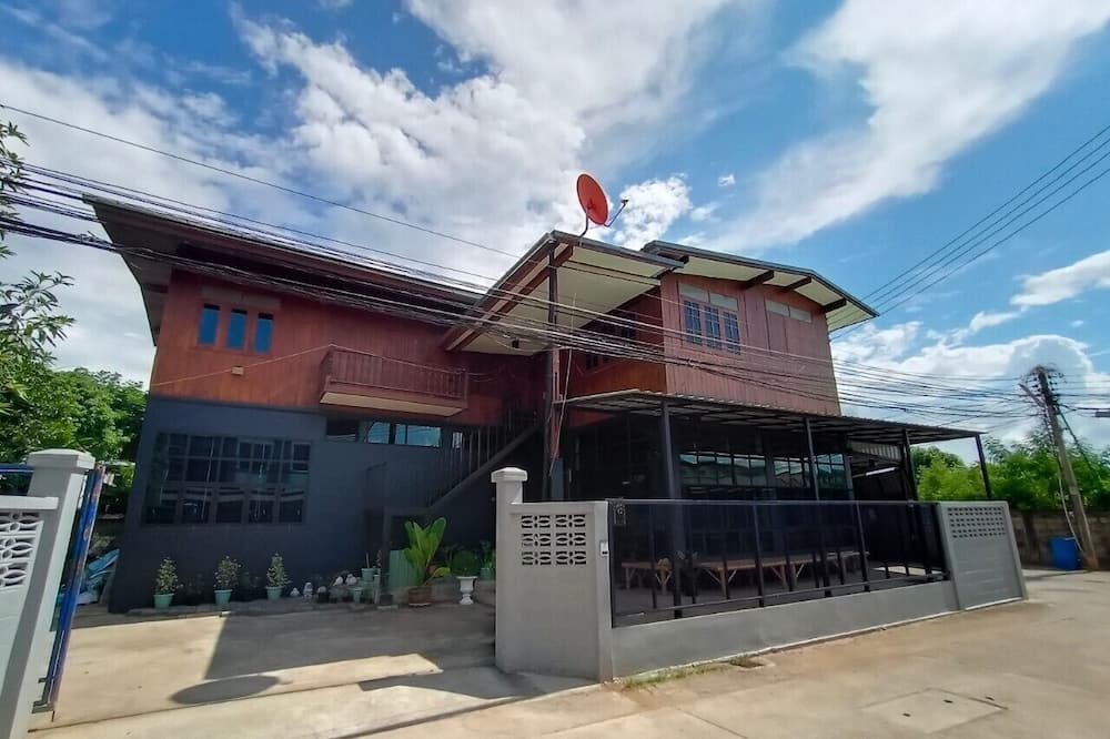 Photo of Outdoor in Nai Wiang