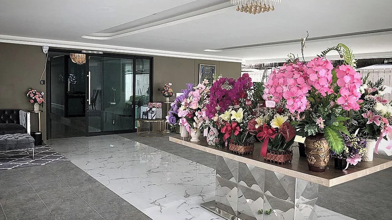 Photo of Others in Bang Yi Ruea
