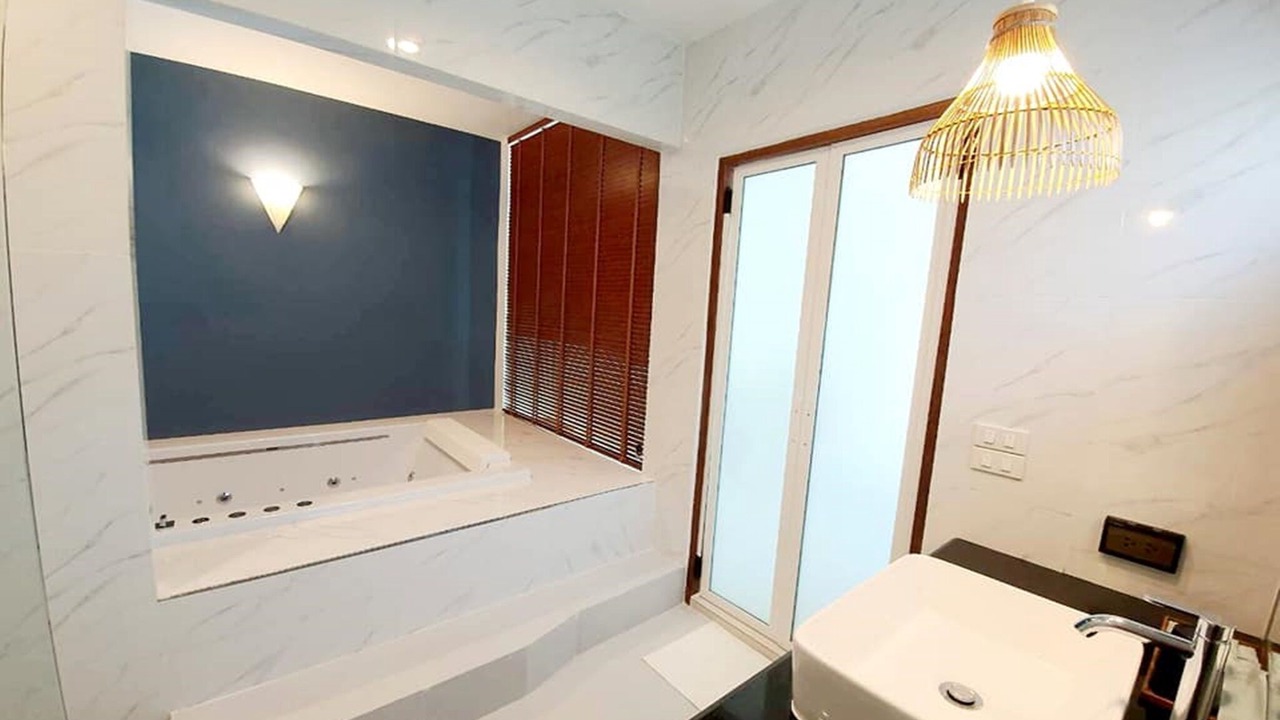 Photo of Bathroom in Thong Chai