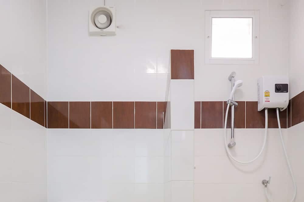 Photo of Bathroom in Dan Makham Tia