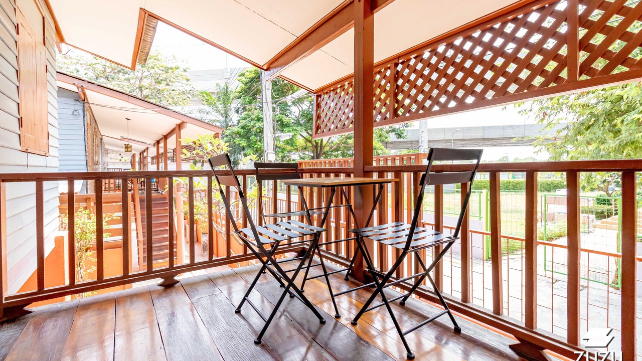Photo of Patio Balcony in Bang Kra So