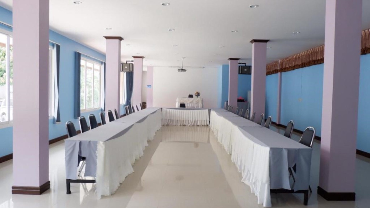 Photo of Others in Bang Kung