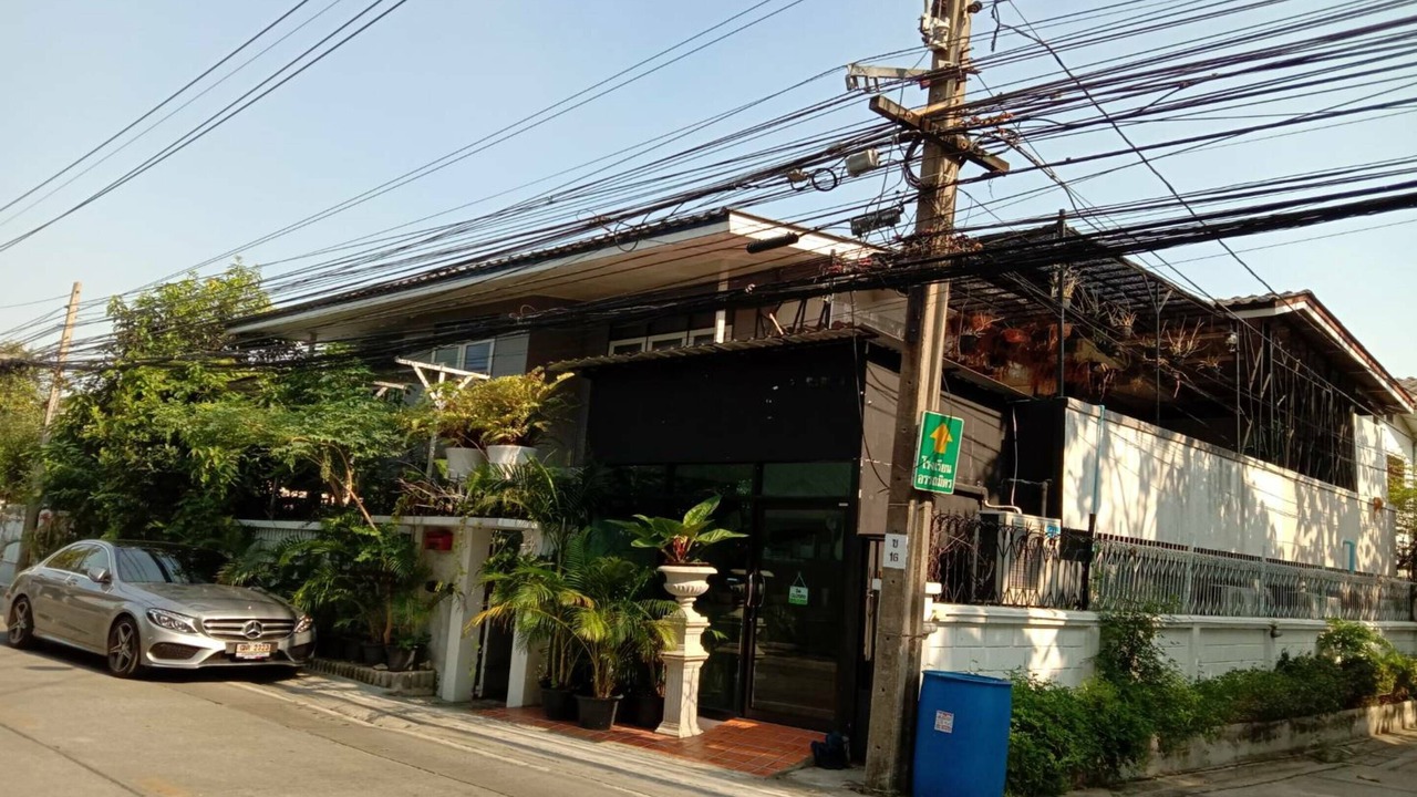 Photo of Outdoor in Lat Yao