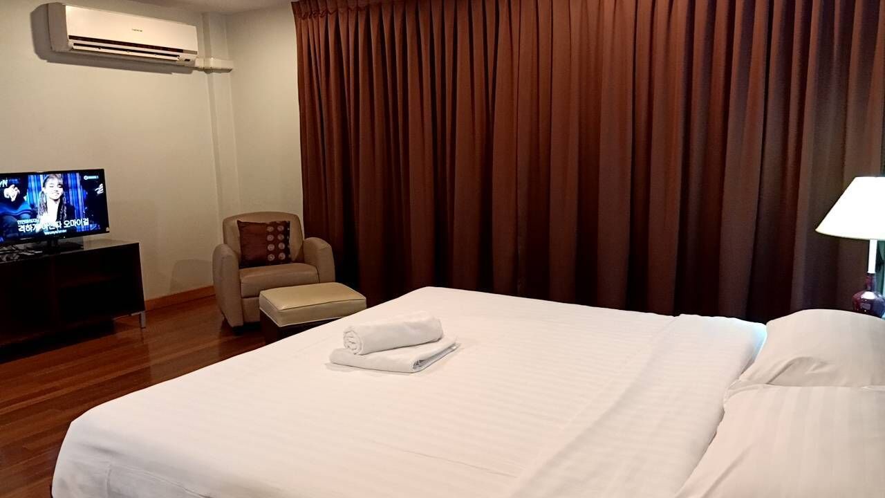 Photo of Bedroom in Makkasan