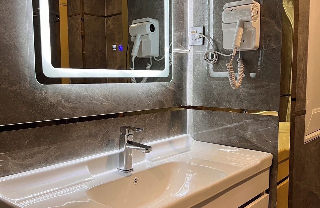 Photo of Bathroom in Tak