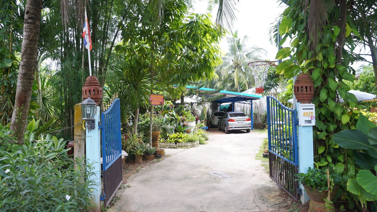 Photo of Outdoor in Makham Tia
