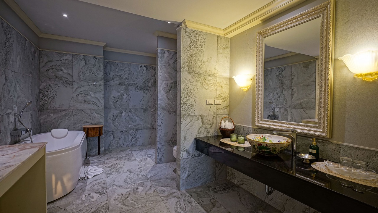 Photo of Bathroom in Wat Ket