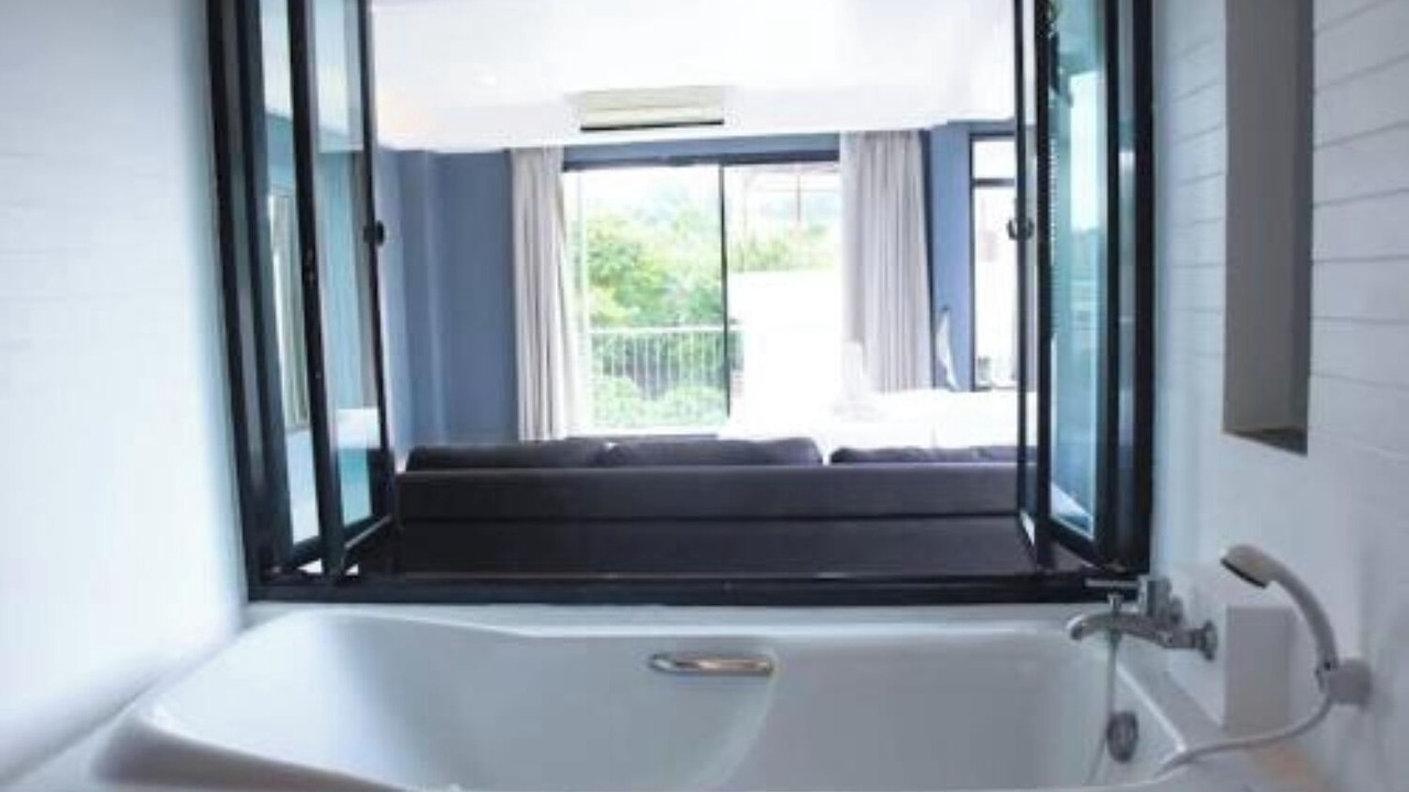 Photo of Bathroom in Nanai Road