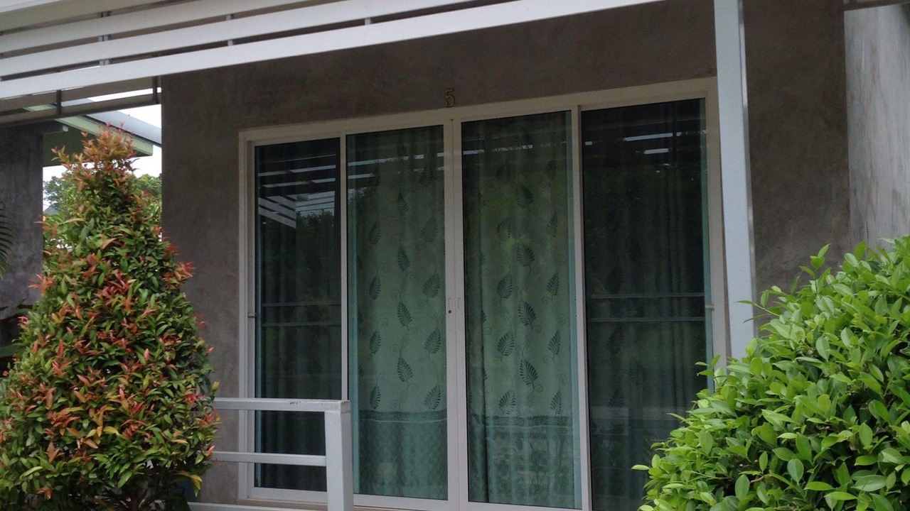 Photo of Buildings in Khlong Khut