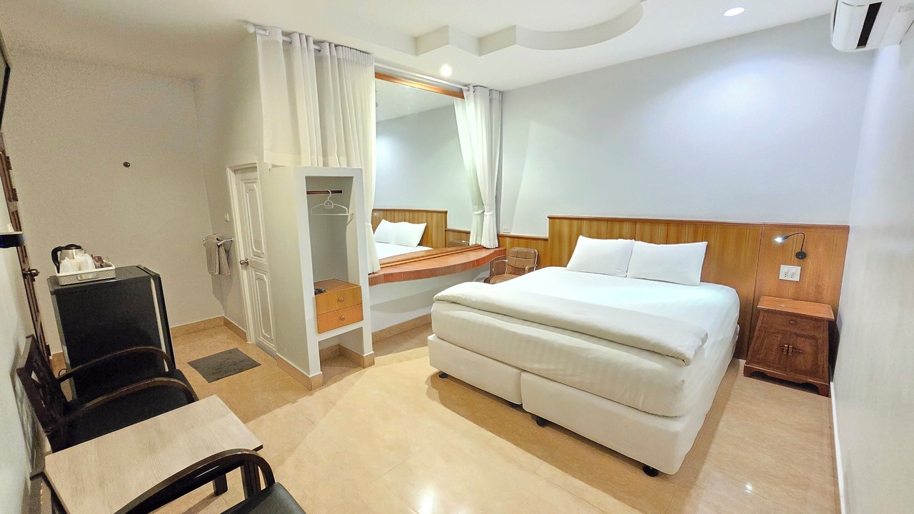 Photo of Bedroom in Huai Yot