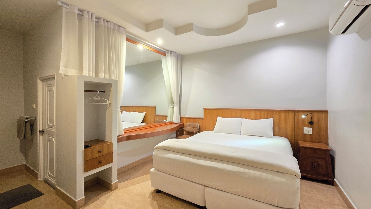 Photo of Bedroom in Huai Yot