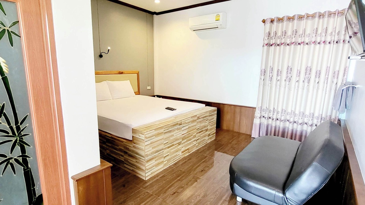 Photo of Bedroom in Huai Yot