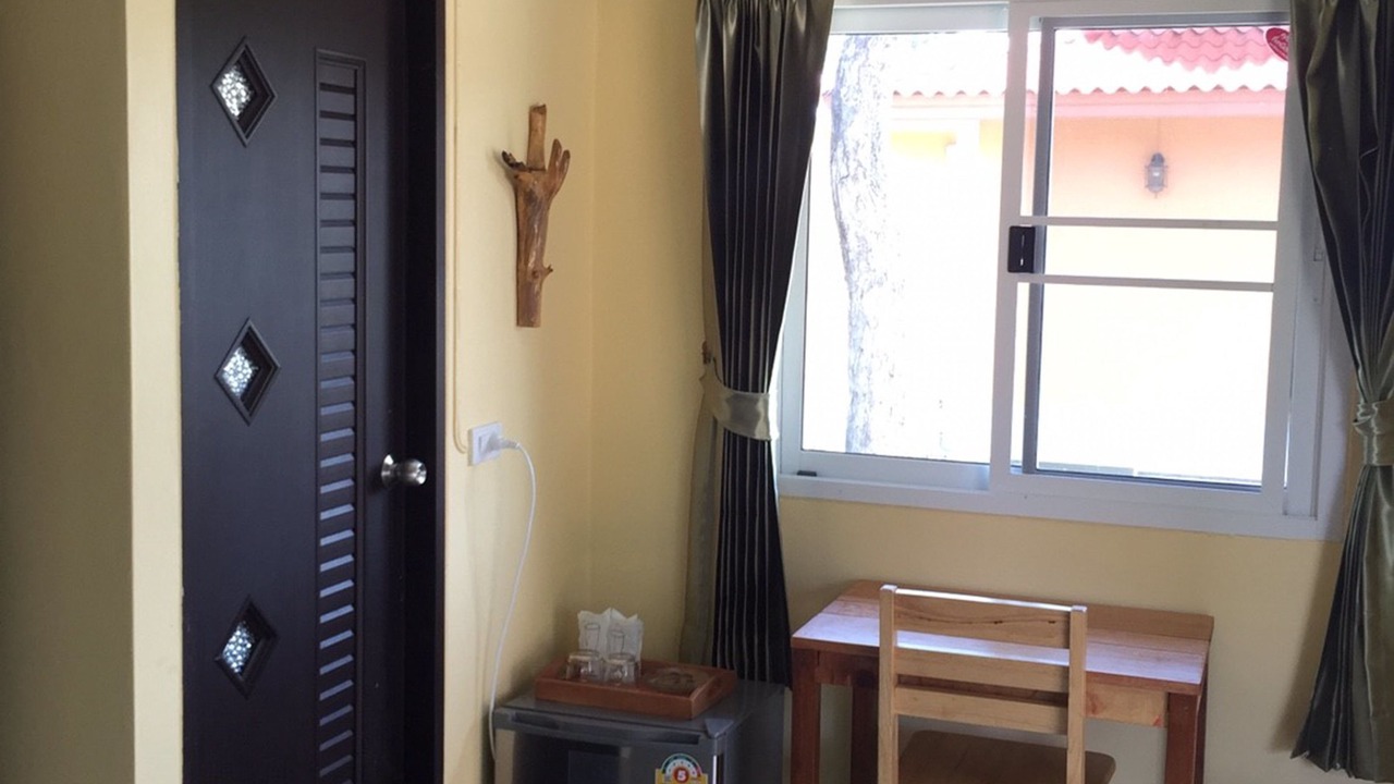 Photo of Bedroom in Chaloem Phra Kiat