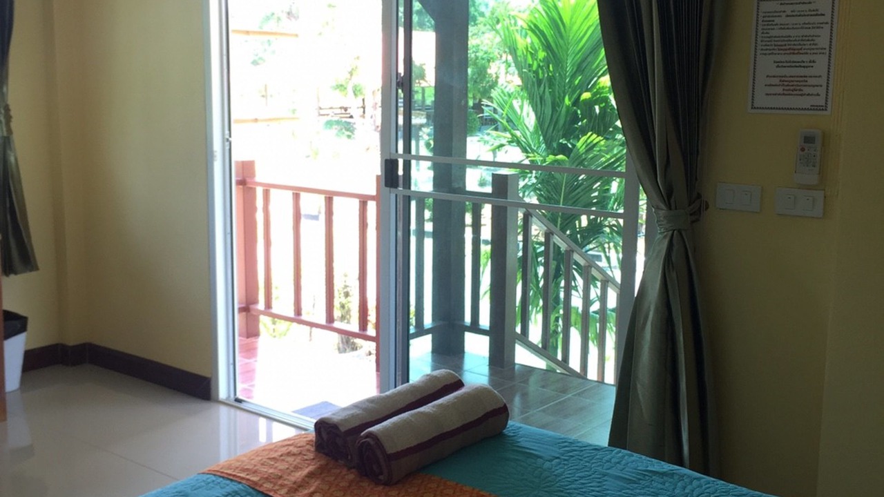 Photo of Patio Balcony in Chaloem Phra Kiat