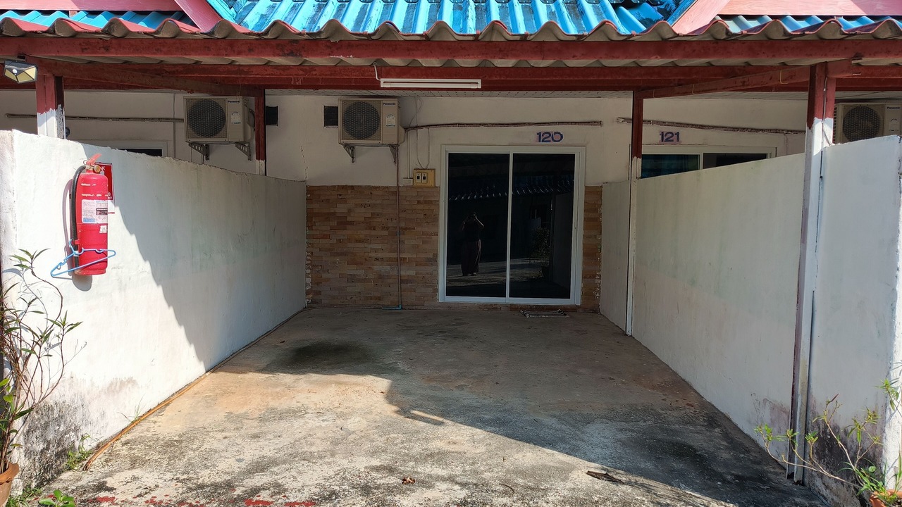 Photo of Outdoor in Makham Tia