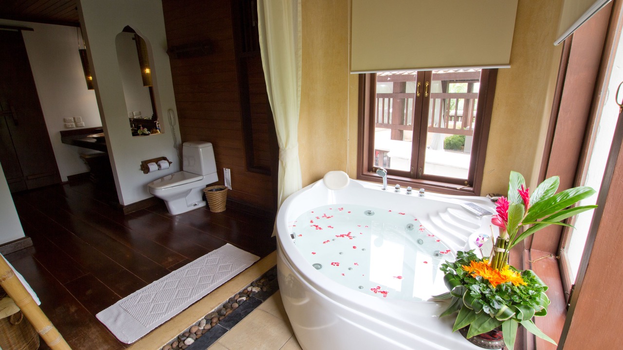 Photo of Bathroom in Chaweng City Center