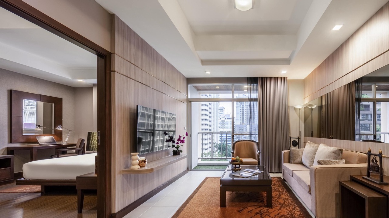 Photo of Outdoor in Khlong Toei Nuea