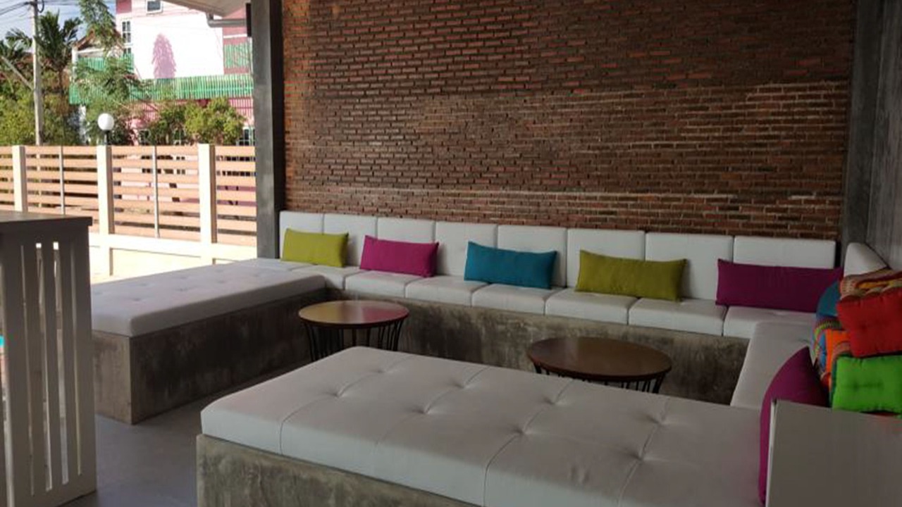 Photo of Patio Balcony in Hat Chao Samran