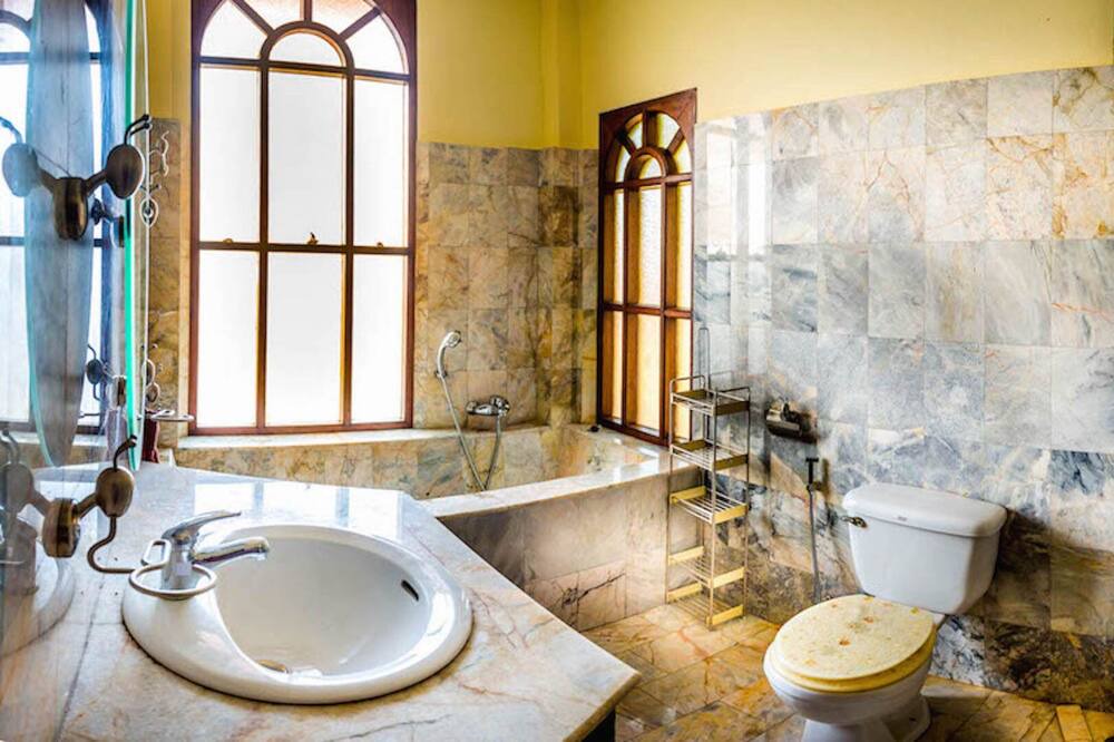 Photo of Bathroom in Ko Lanta