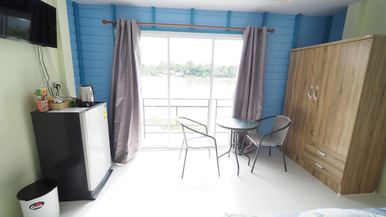 Photo of Bedroom in Ko Samrong