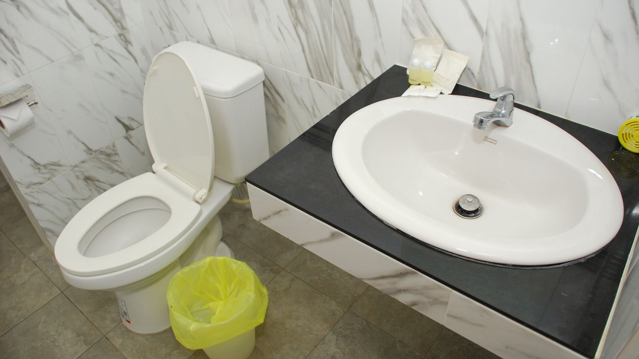 Photo of Bathroom in Pak Nam Pran