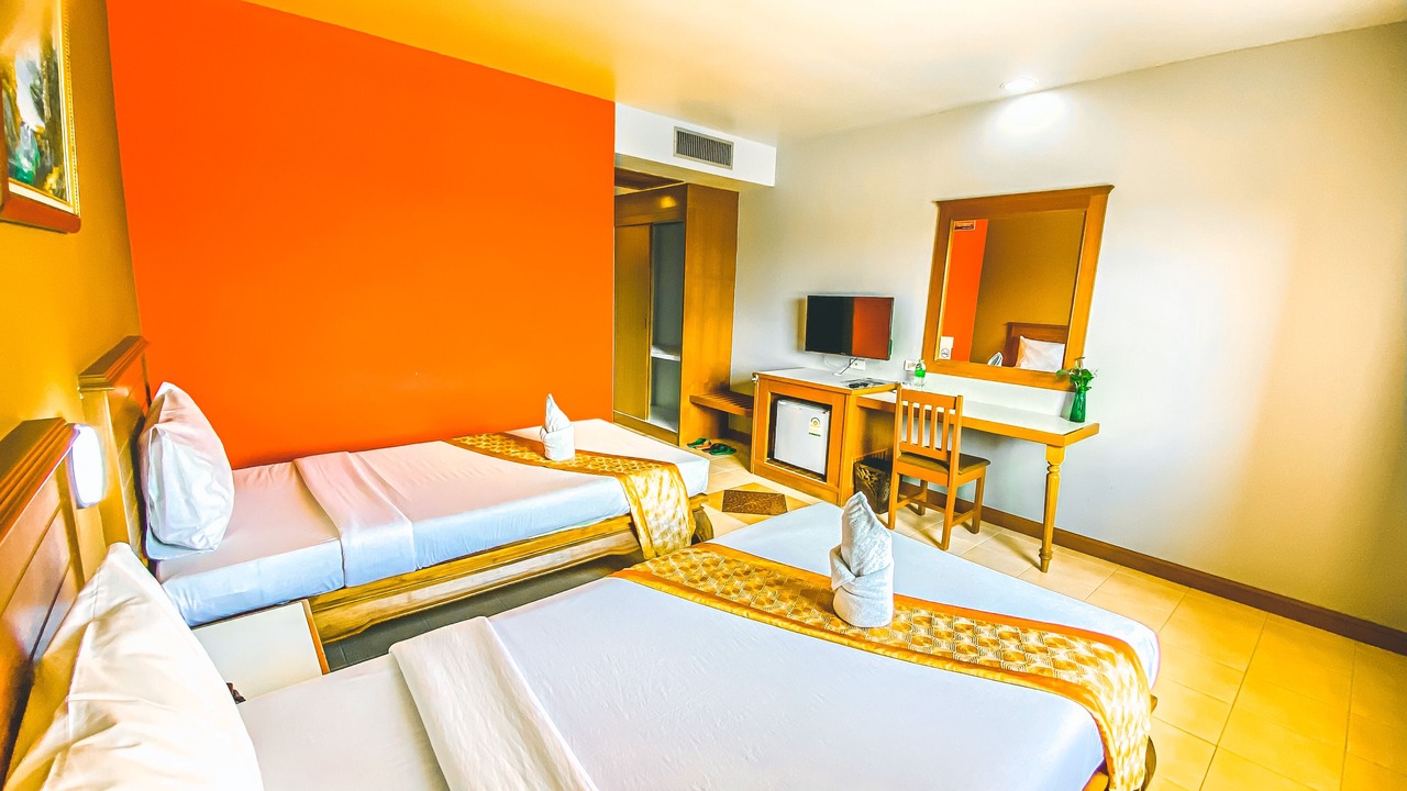Photo of Bedroom in Hua Toei