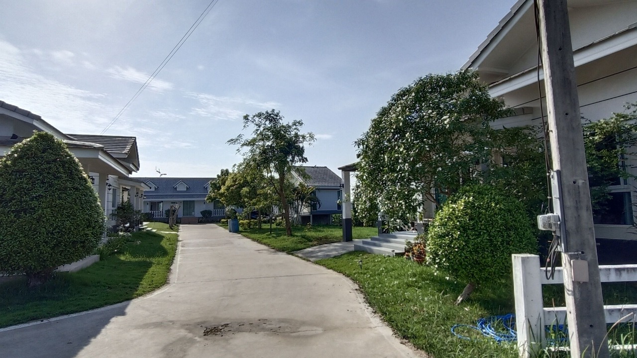 Photo of Outdoor in Hin Lek Fai