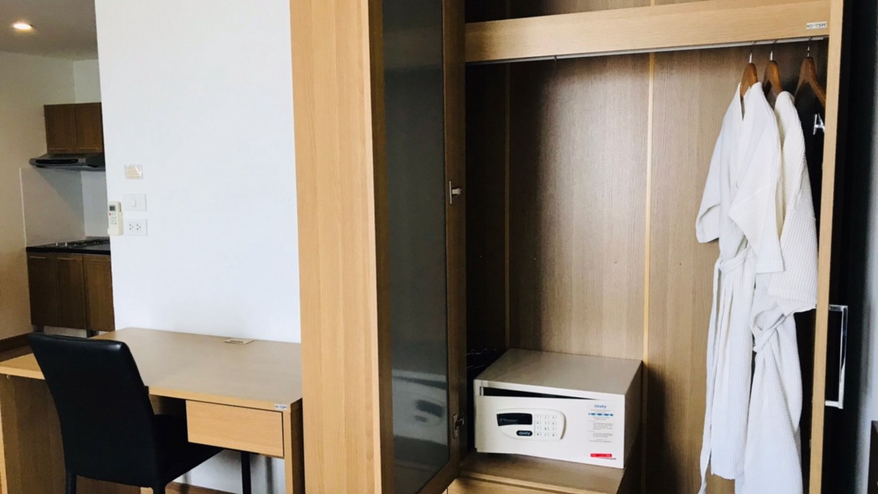 Photo of Bedroom in Si Maha Phot