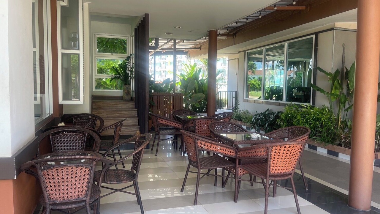 Photo of Patio Balcony in Si Maha Phot
