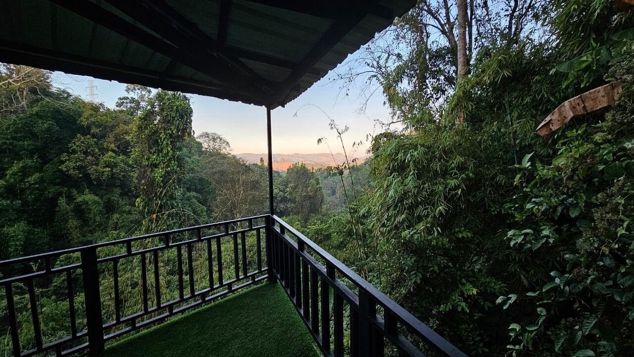 Photo of Patio Balcony in Khek Noi