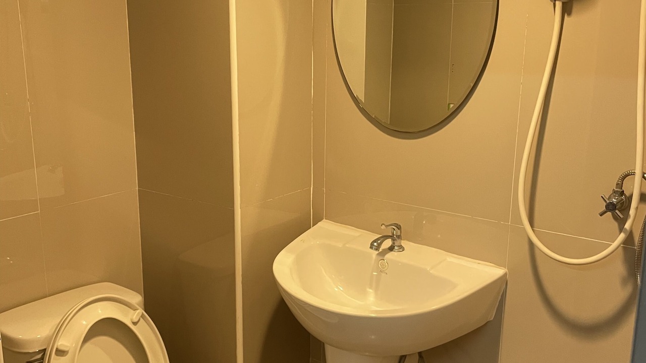 Photo of Bathroom in Khlong Thanon