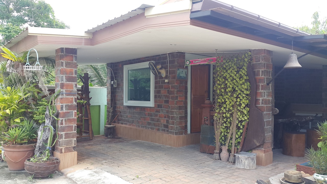 Photo of Outdoor in Makham Tia