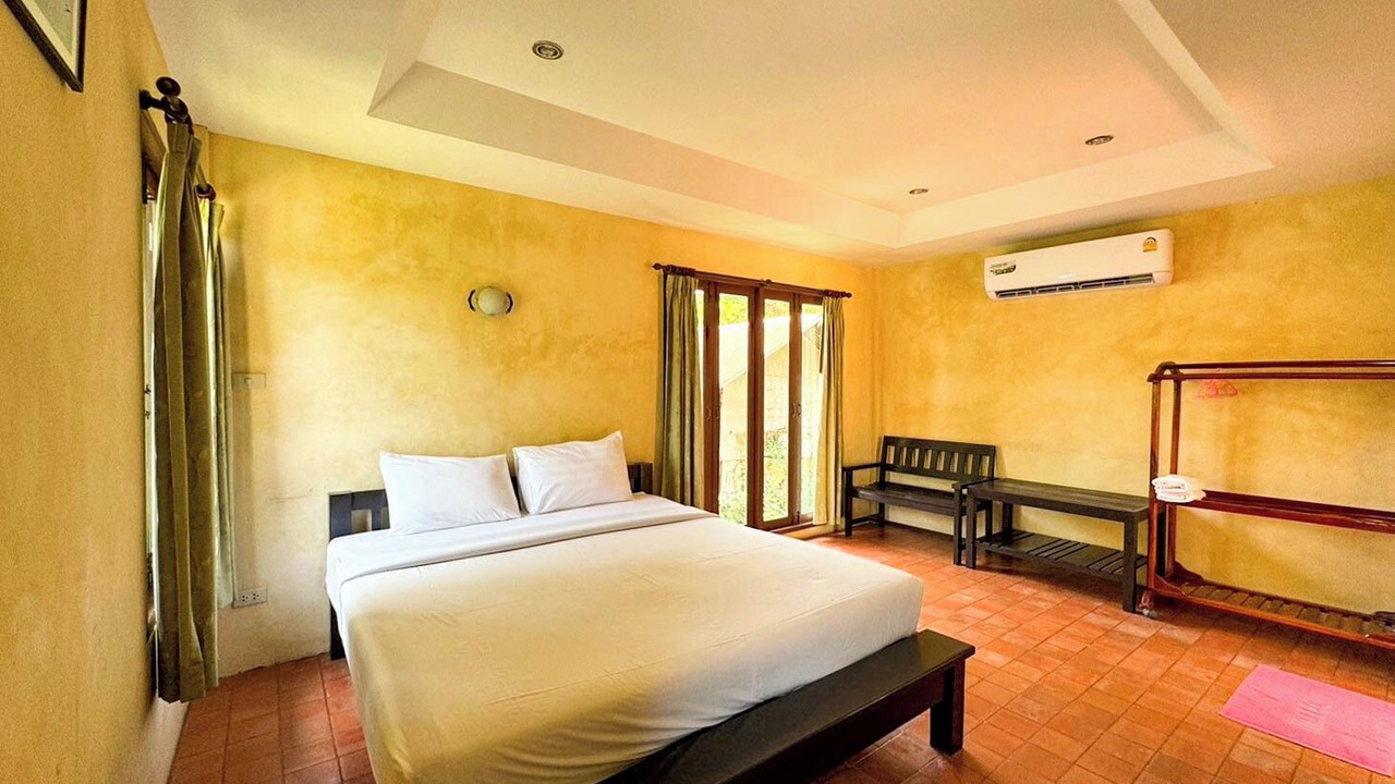 Photo of Bedroom in Pak Nam Pran