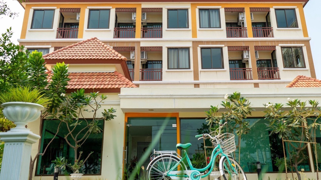 Photo of Outdoor in Bang Bua Thong