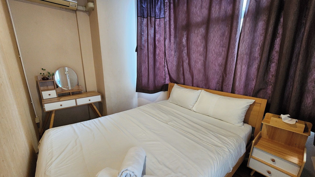 Photo of Bedroom in Phahonyothin