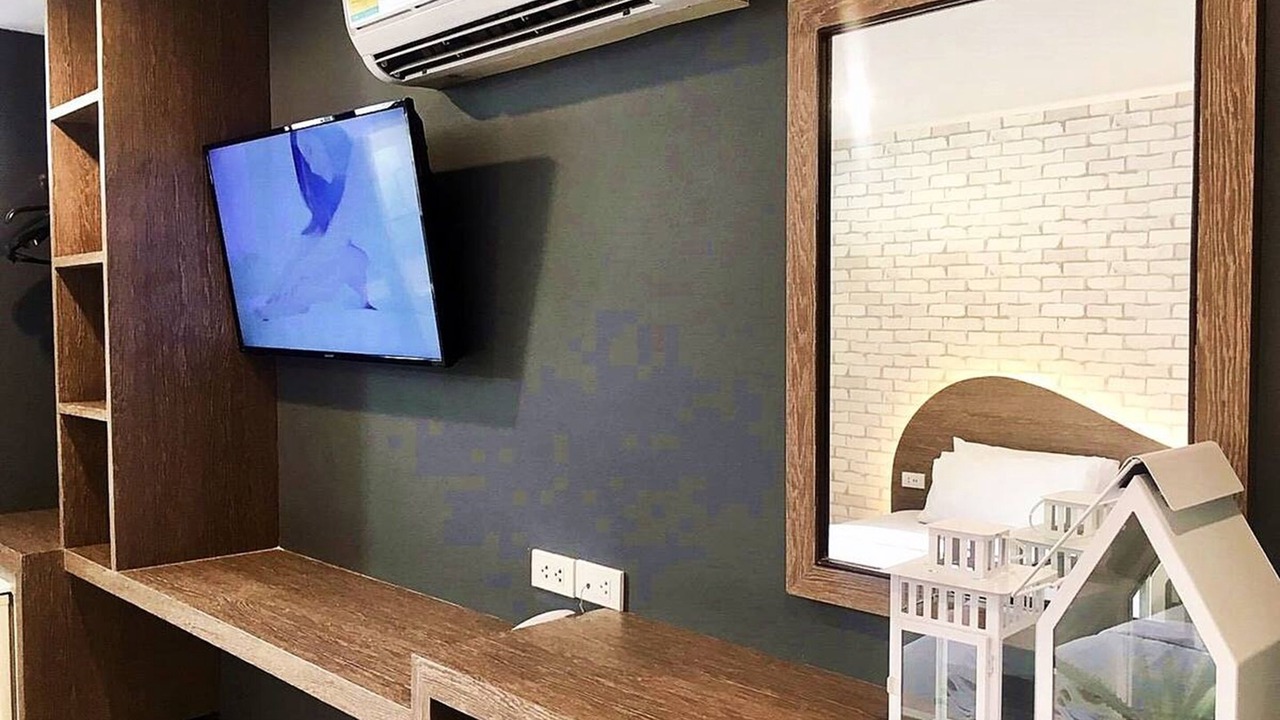 Photo of Bedroom in Samsen Nok
