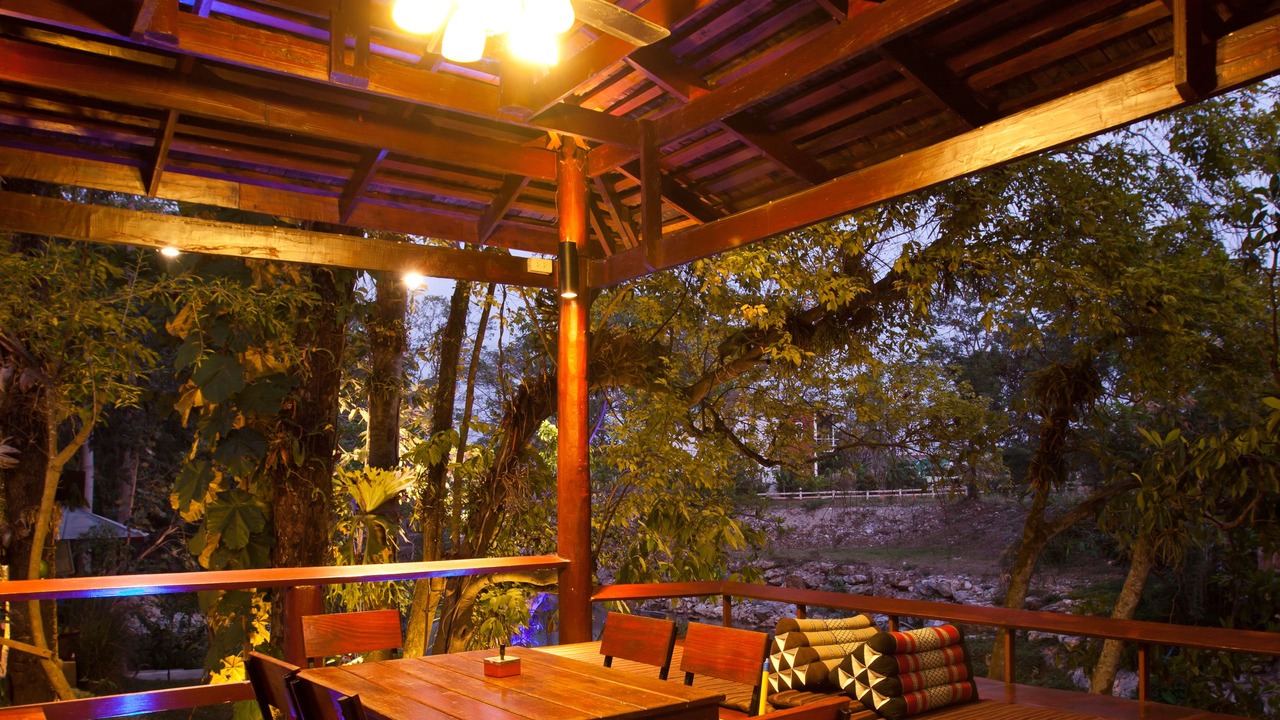 Photo of Patio Balcony in Wat Bung Toei