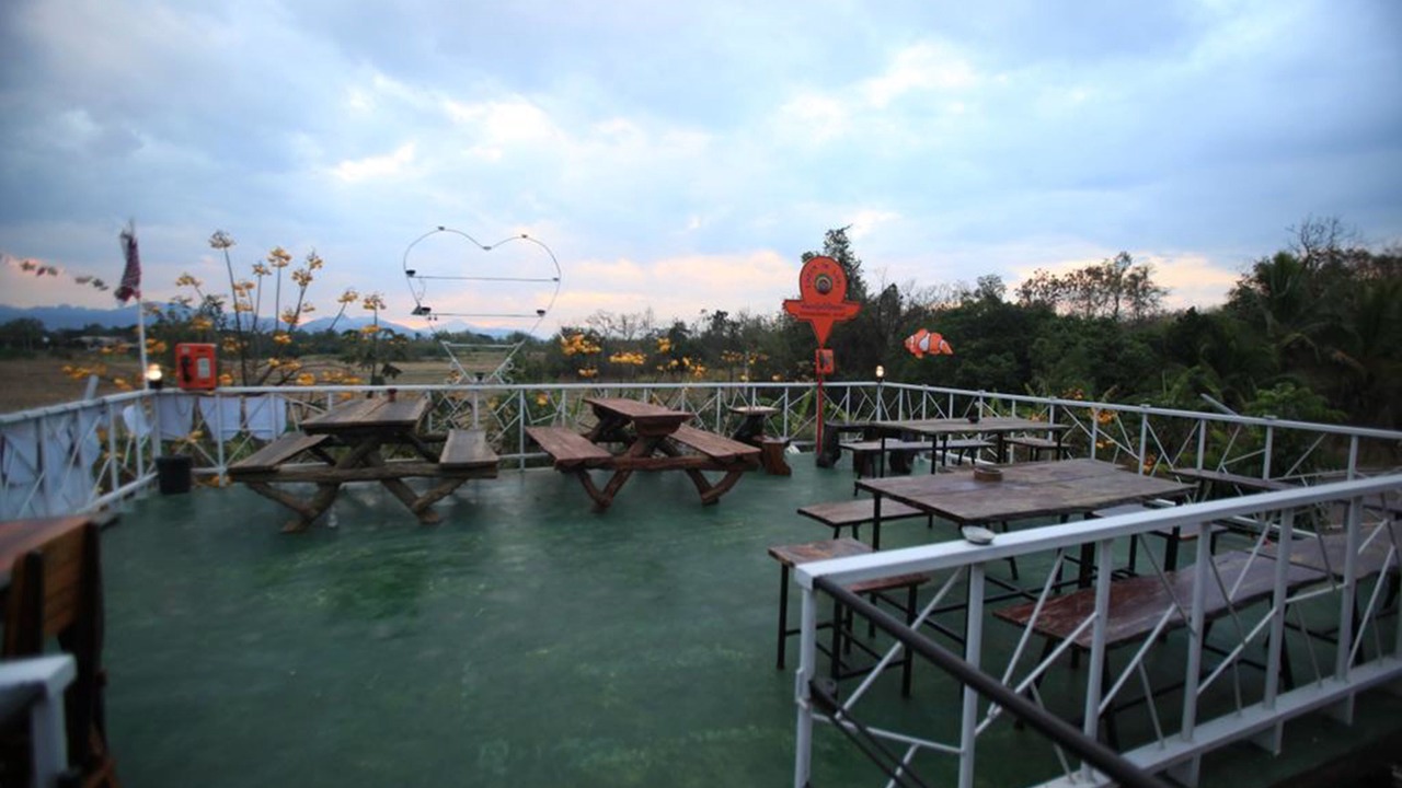 Photo of Patio Balcony in Nong Hin