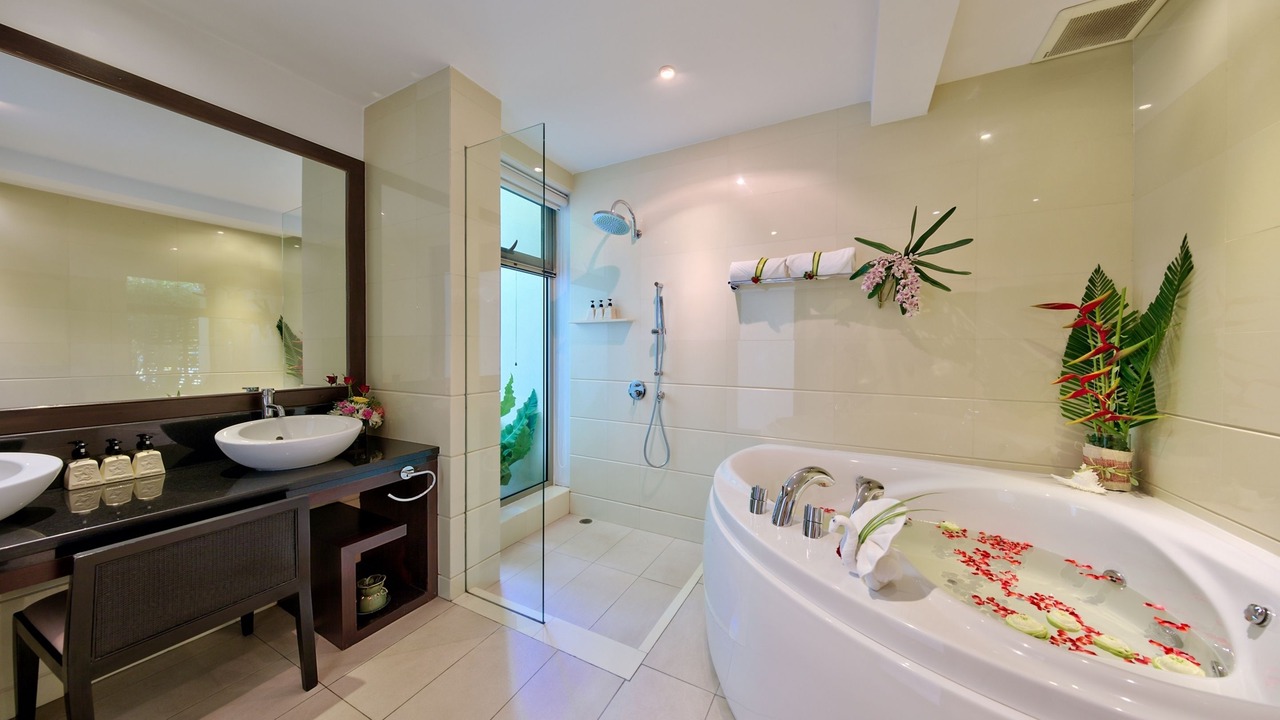 Photo of Bathroom in Laem Set