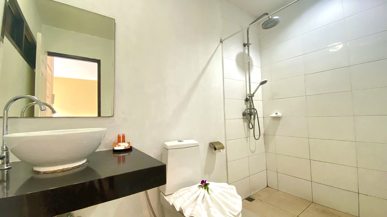 Photo of Bathroom in Takua Pa
