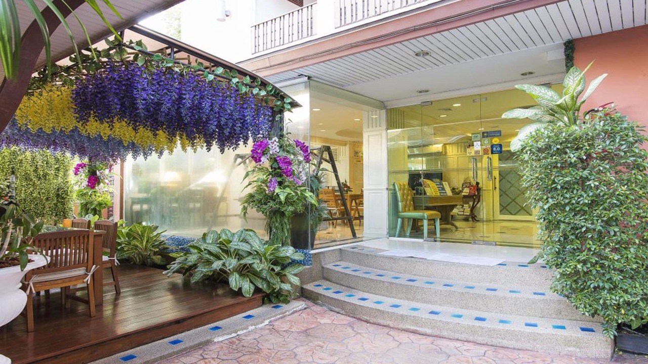 Photo of Patio Balcony in Lat Krabang