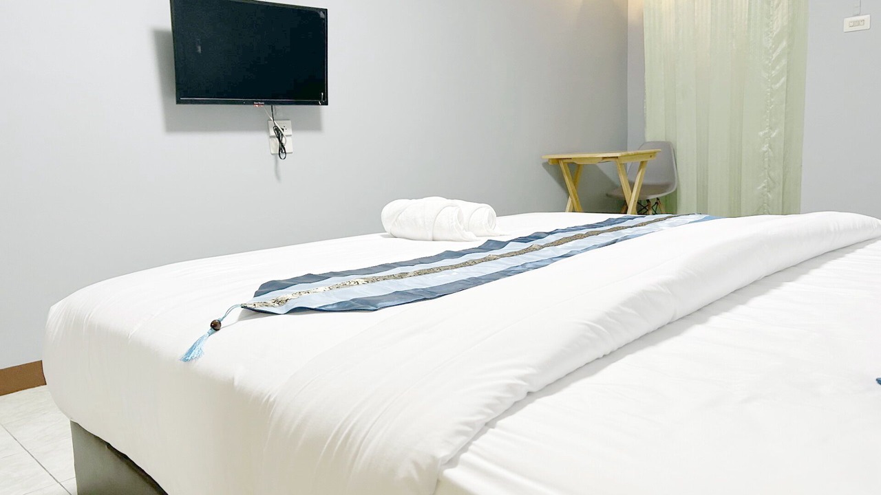 Photo of Bedroom in Hua Mak