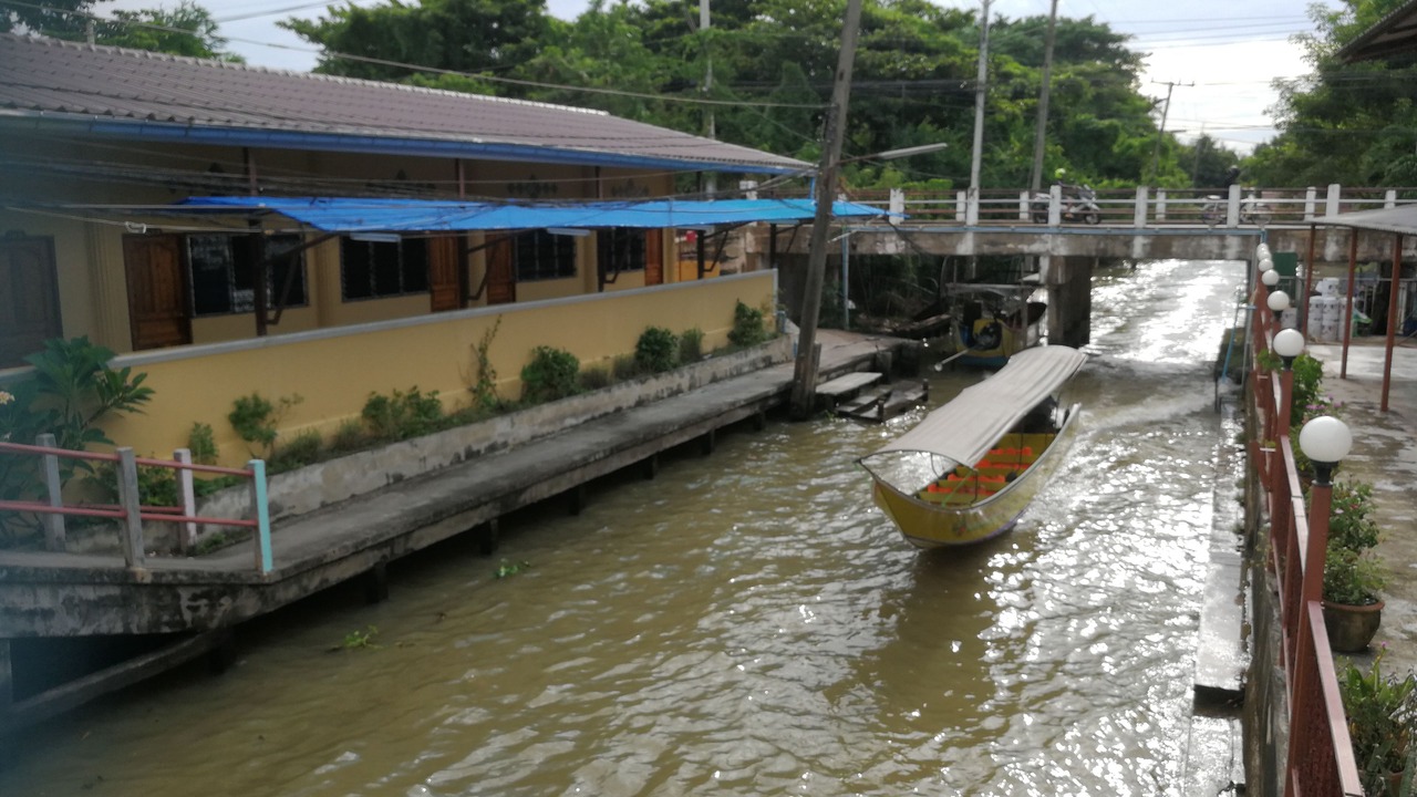 Photo of Others in Damnoen Saduak