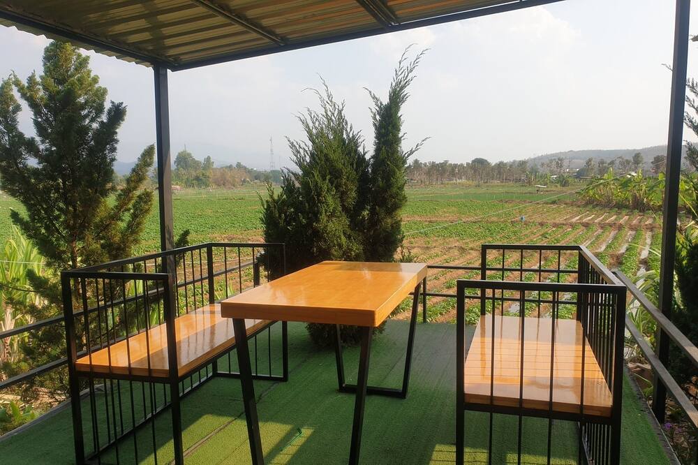Photo of Patio Balcony in Mae Chaem