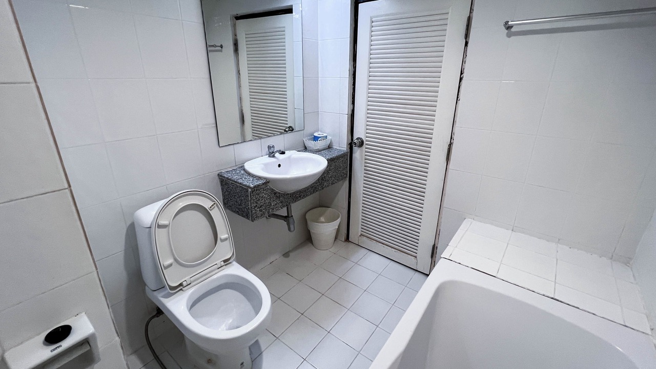 Photo of Bathroom in Nai Mueang