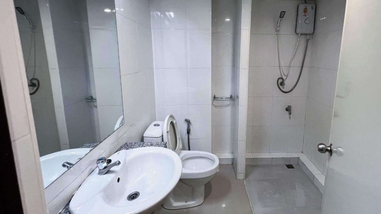 Photo of Bathroom in Nai Mueang