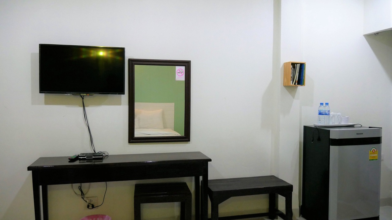 Photo of Bedroom in Tha Pho